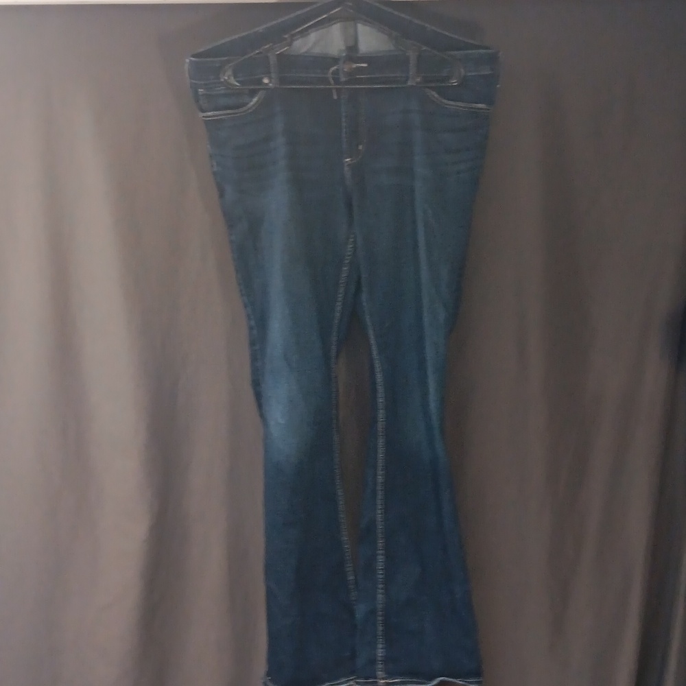 Women's jeans